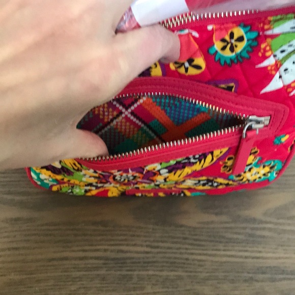 NEW Vera Bradley Mini Vivian Crossbody in Rumba - Picture 4 of 14